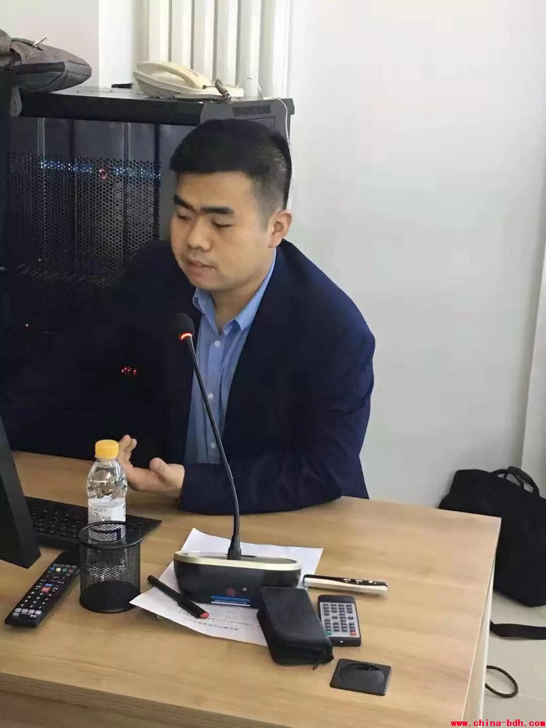 點(diǎn)擊瀏覽下一頁